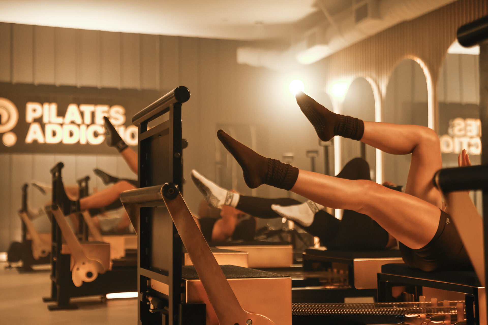 PilatesAddiction_WeHo_3520-1